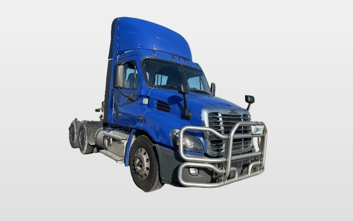 2020 Freightliner - image 1