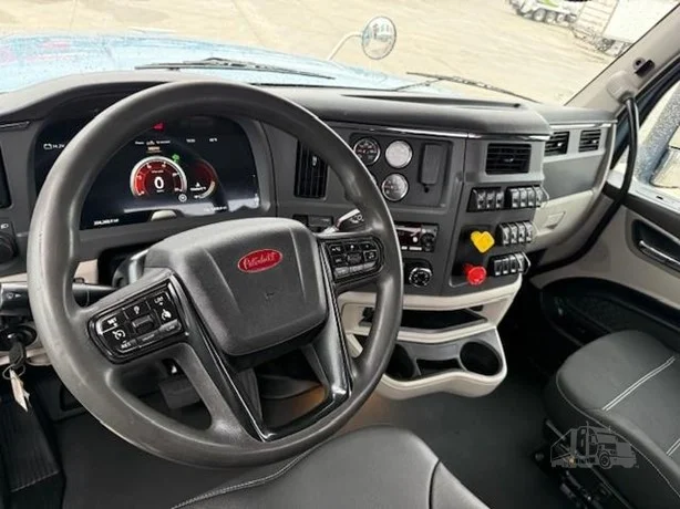 2023 Peterbilt 567 - image 18