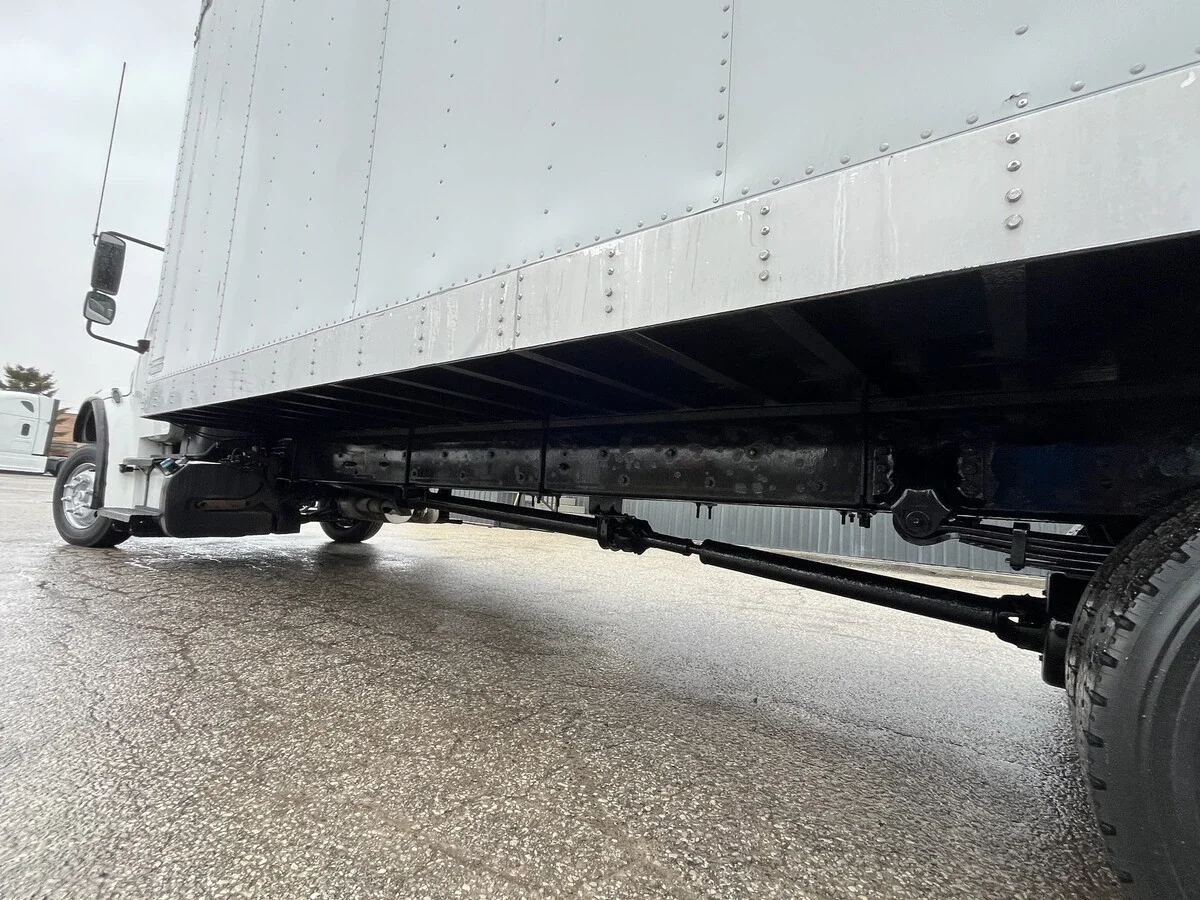 2017 Freightliner M2 106 - image 15