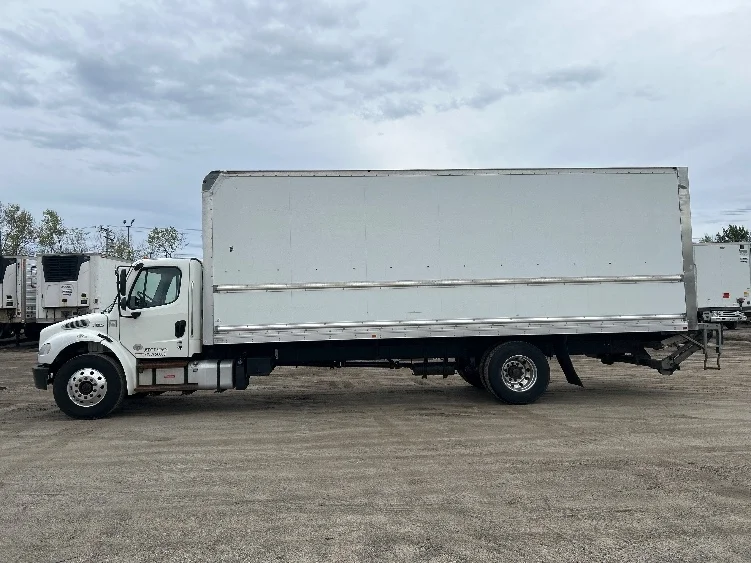 2019 Freightliner eM2 in Londonderry, NH — photo 4