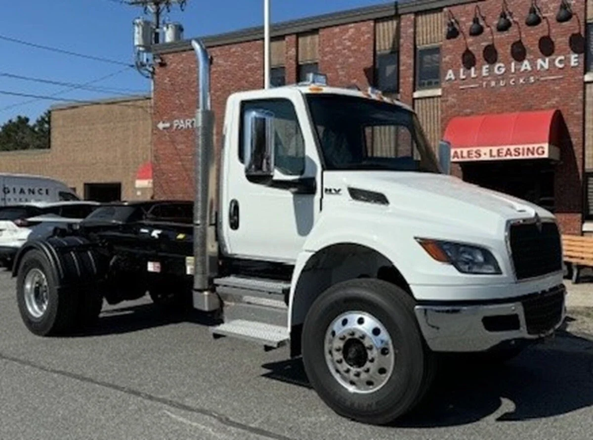 2025 International MV - image 6