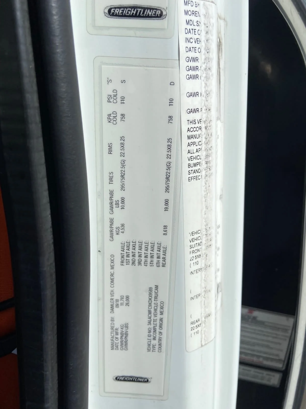2019 Freightliner M2 106 in West Sacramento, CA — photo 11