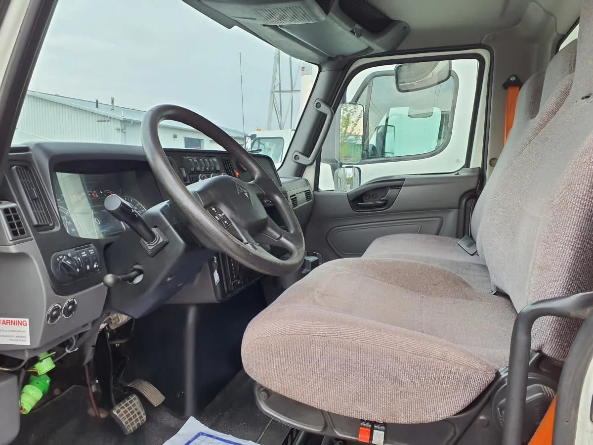 2020 International MV in Indianapolis, IN — photo 7