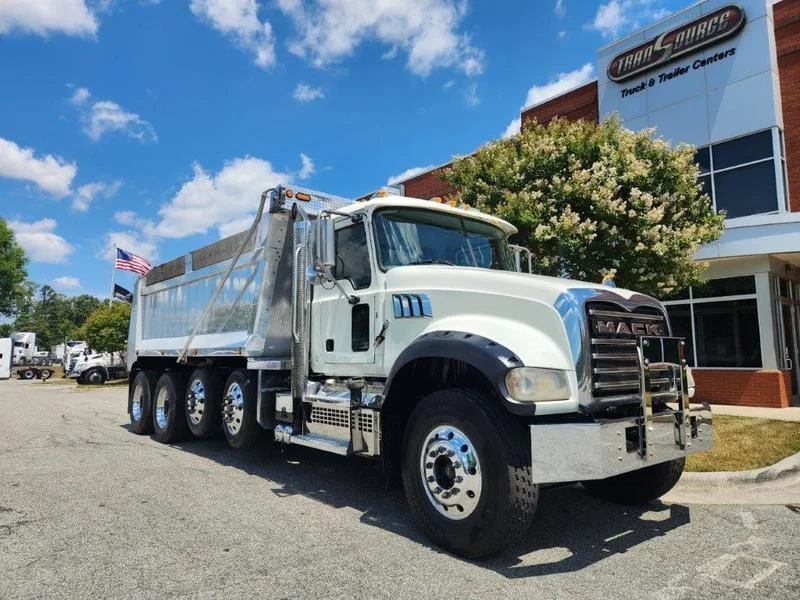 2019 Mack Granite