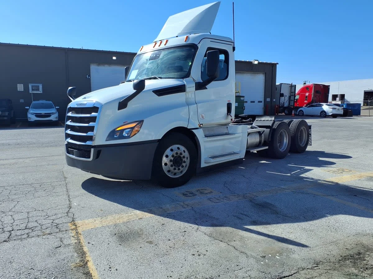 2022 Freightliner Cascadia in Fort Worth, TX
