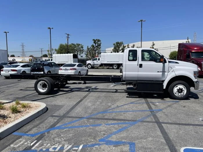2027 Ford F-650 in Whittier, CA — photo 6