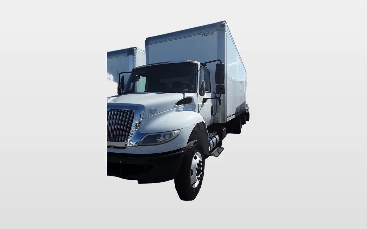 2016 International 4300 - image 1