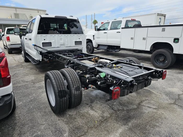 2026 Ford F-550 — photo 7