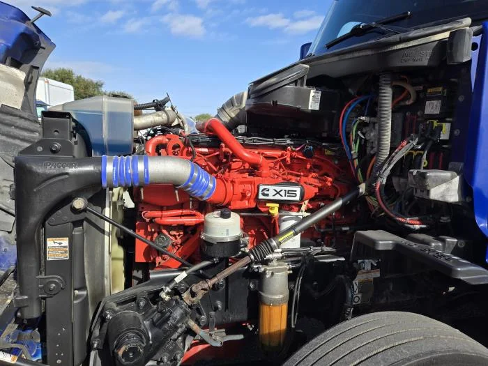 2022 Peterbilt 579 - image 15