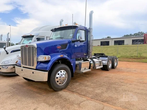 2027 Peterbilt 567