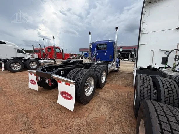 2027 Peterbilt 567 in GA — photo 4