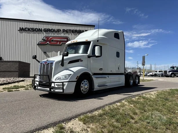 2024 Peterbilt 579