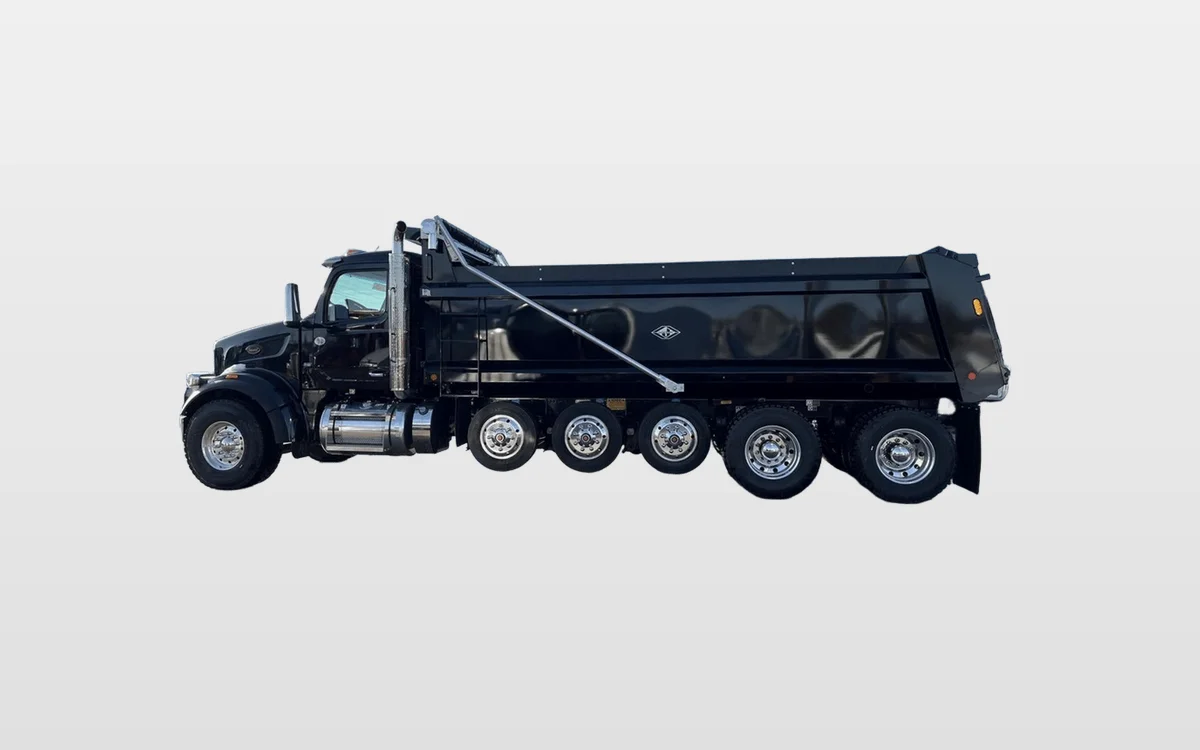 2026 Peterbilt 567 - image 1