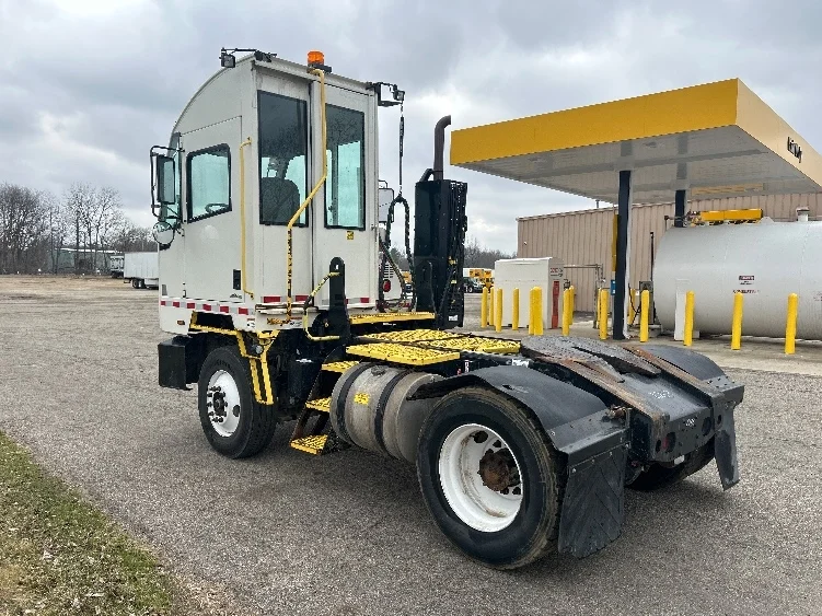 2023 Autocar in Kalamazoo, MI — photo 5
