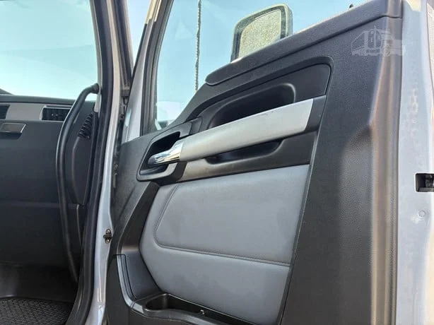 2022 Kenworth T880 - image 43