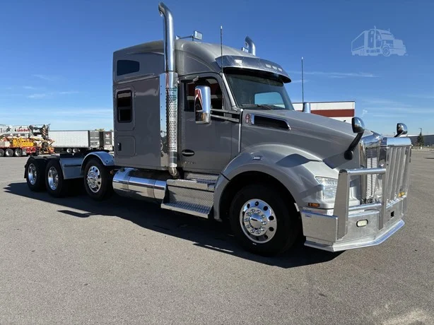 2022 Kenworth T880 - image 6
