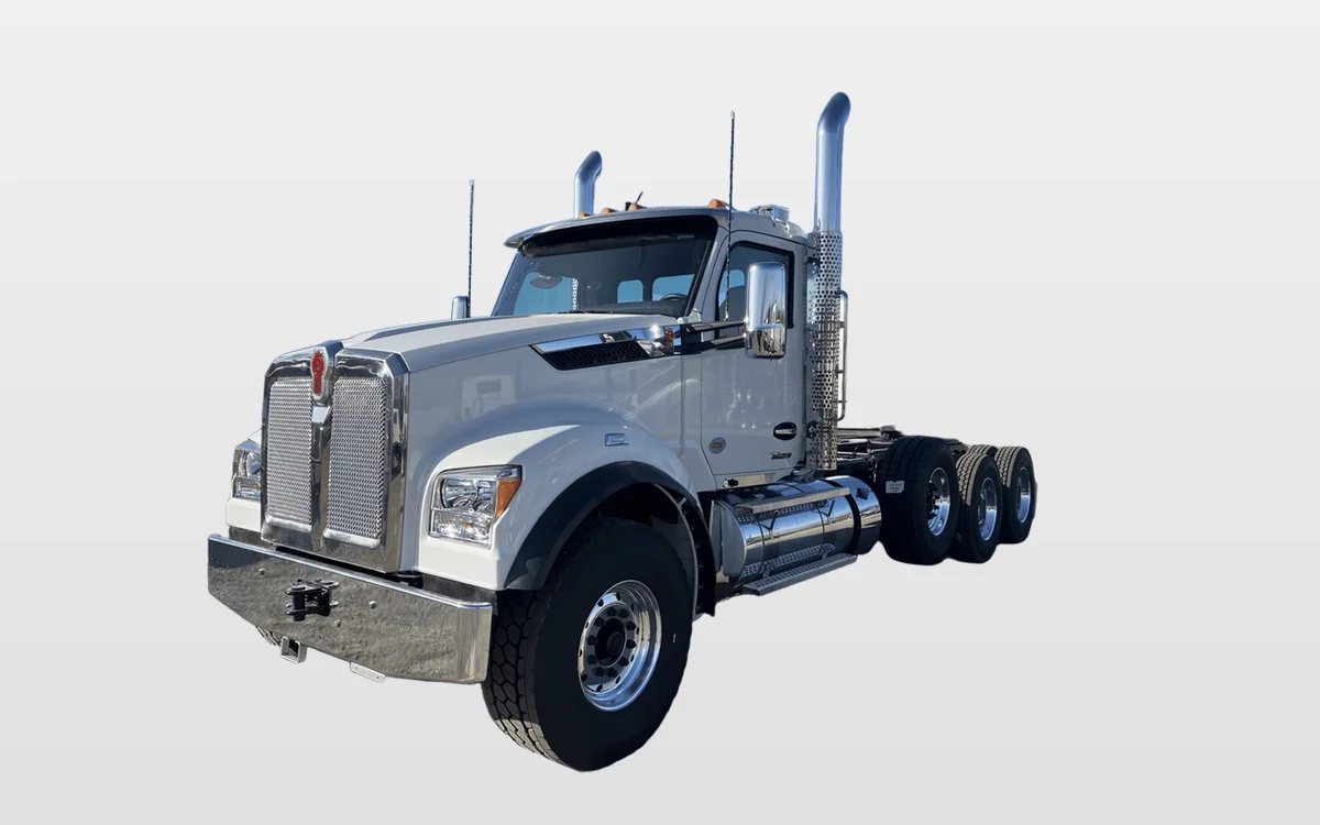 2027 Kenworth T880 - image 1