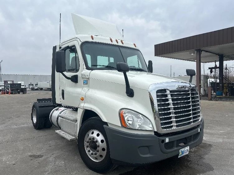 2019 Freightliner Cascadia in Indianapolis, IN