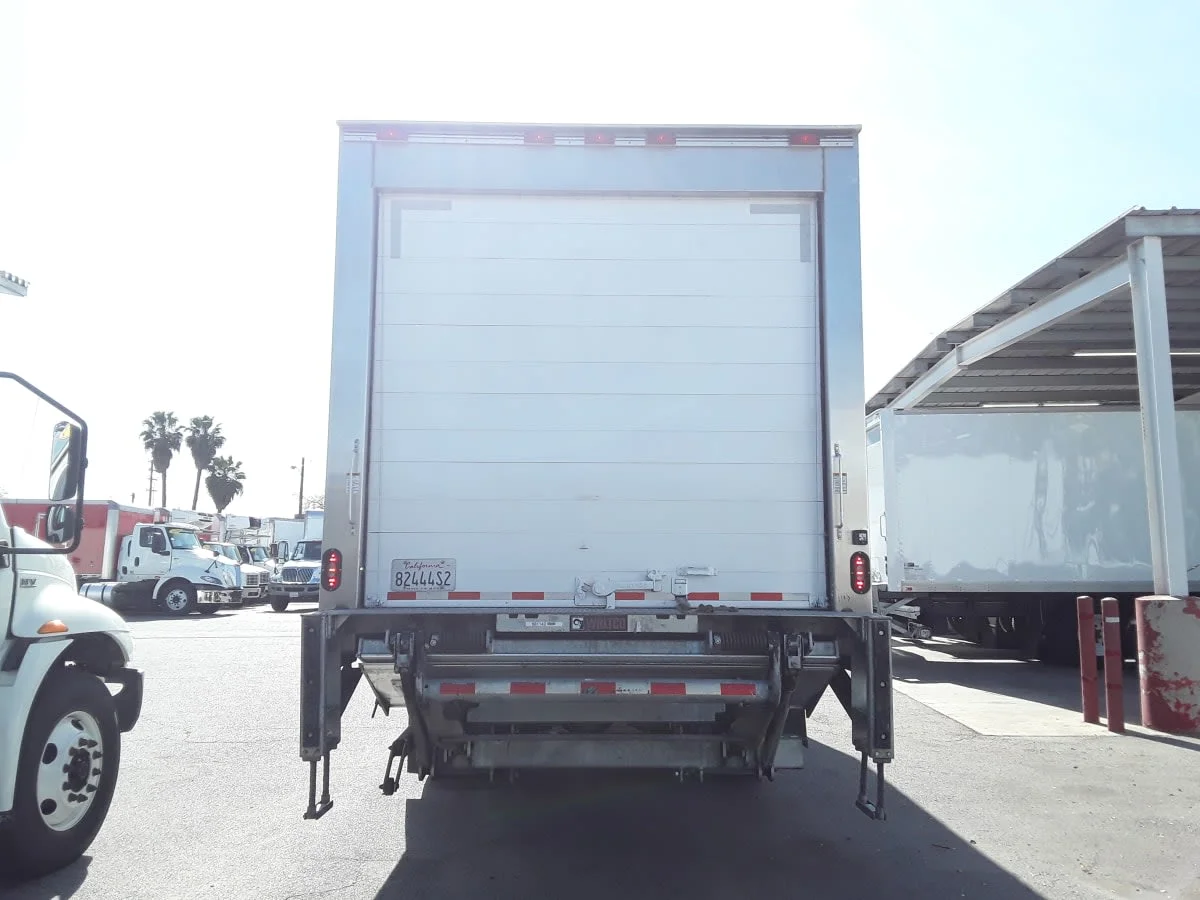 2019 Freightliner M2 106 in Montebello, CA — photo 5
