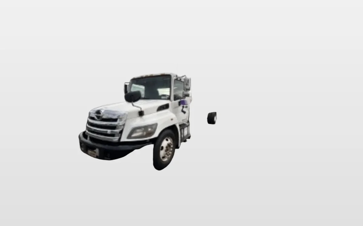 2015 Hino 338 - image 1