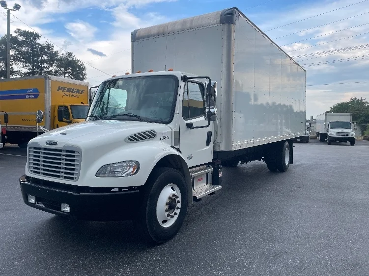 2021 Freightliner eM2 in Concord, NC — photo 3