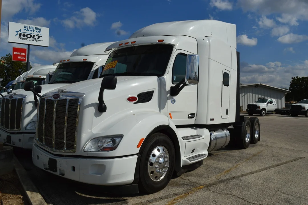 2019 Peterbilt 579 in SAN ANTONIO, TX
