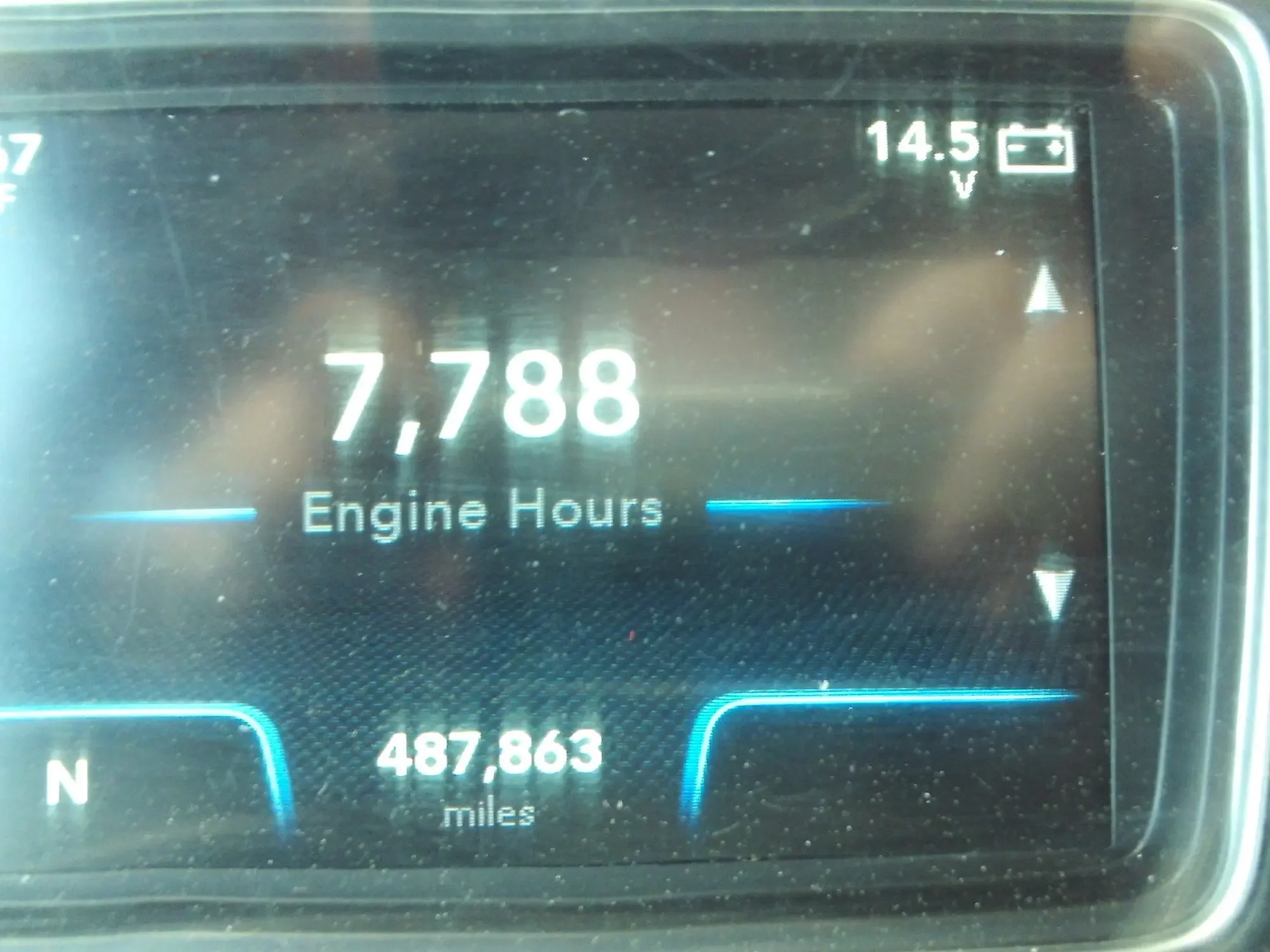 2020 International LT - image 6