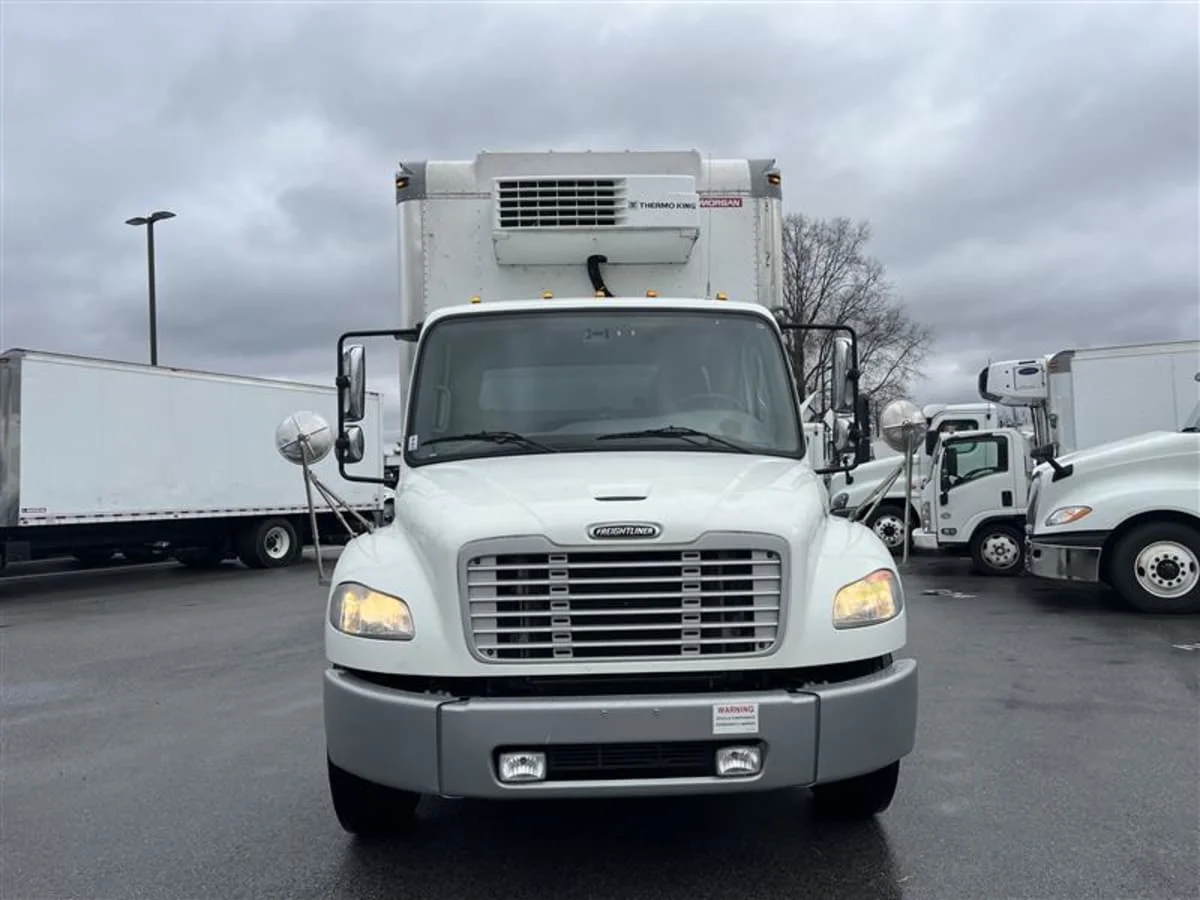 2020 Freightliner M2 106 in Beltsville, MD — photo 2