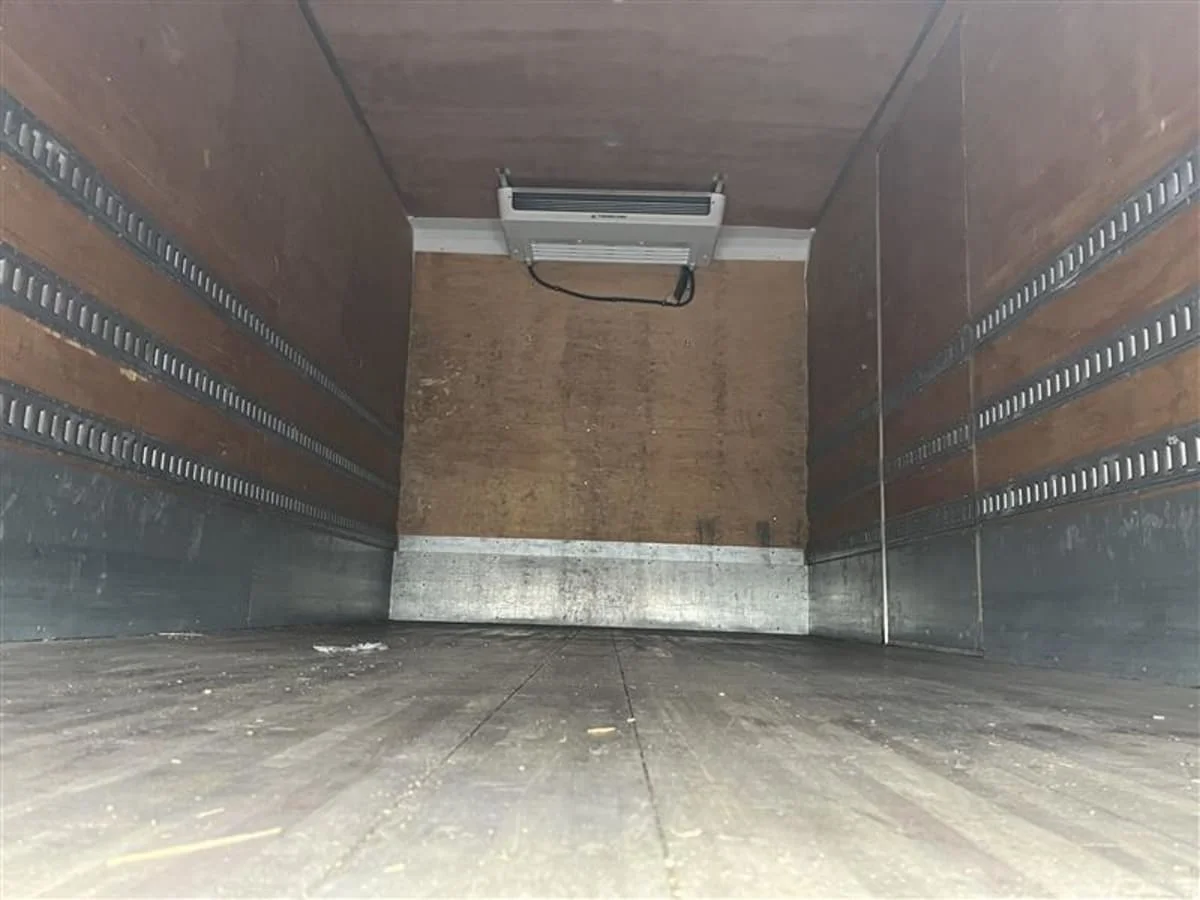 2020 Freightliner M2 106 in Beltsville, MD — photo 9