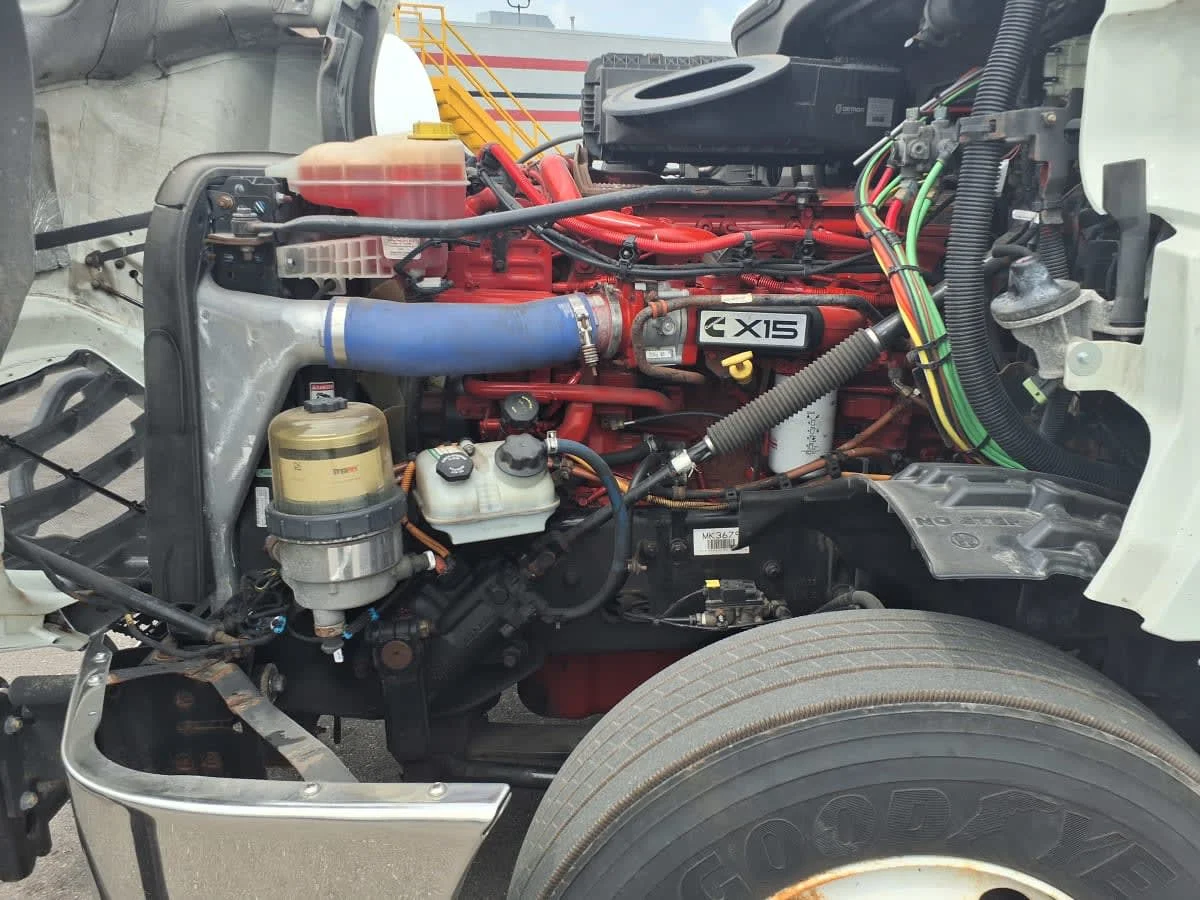 2021 Freightliner Cascadia in Taylor, MI — photo 8