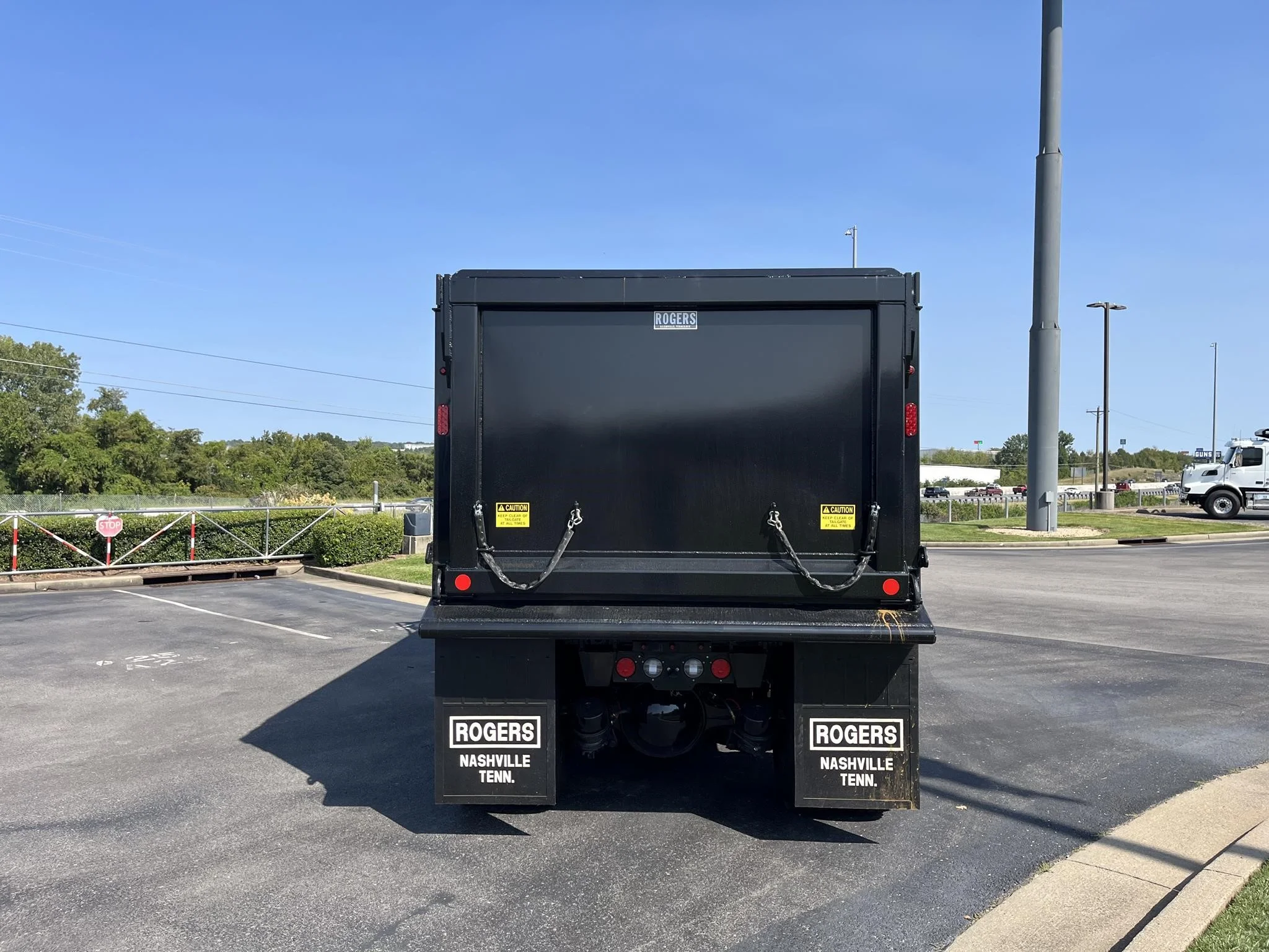 2024 Autocar DC-64 in La Vergne, TN — photo 4