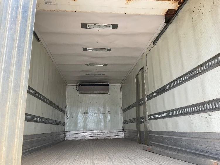 2020 Freightliner eM2 in Fredonia, NY — photo 8