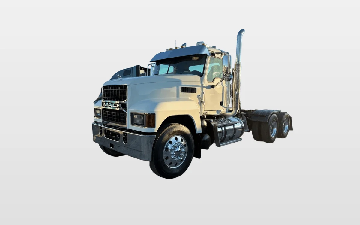 2022 Mack - image 1