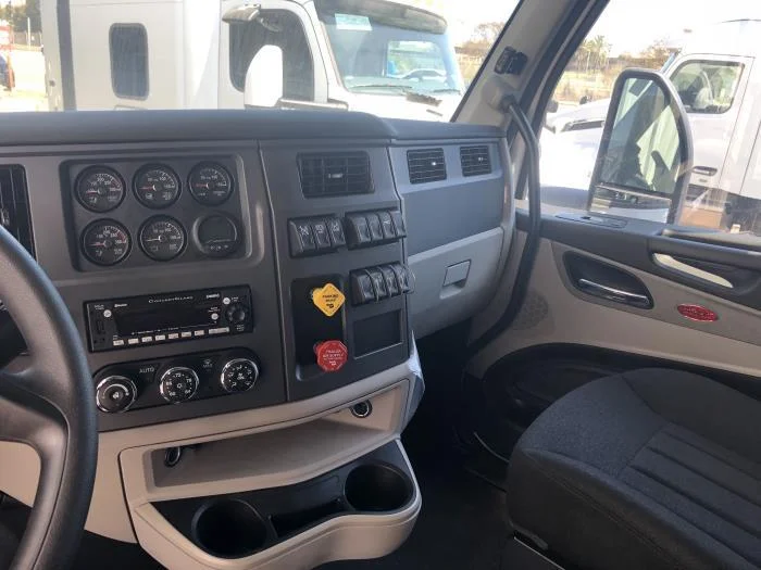 2024 Peterbilt 579 in San Diego, CA — photo 9