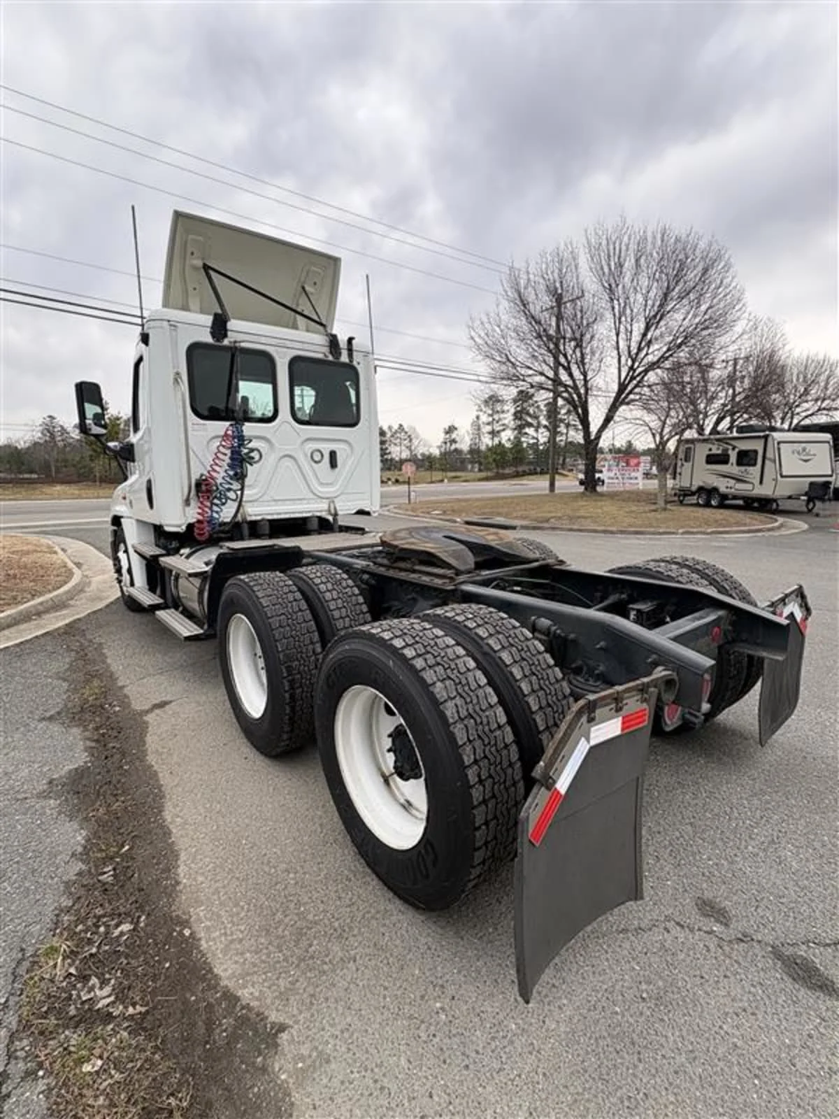 2020 Freightliner Cascadia in Ashland, VA — photo 6