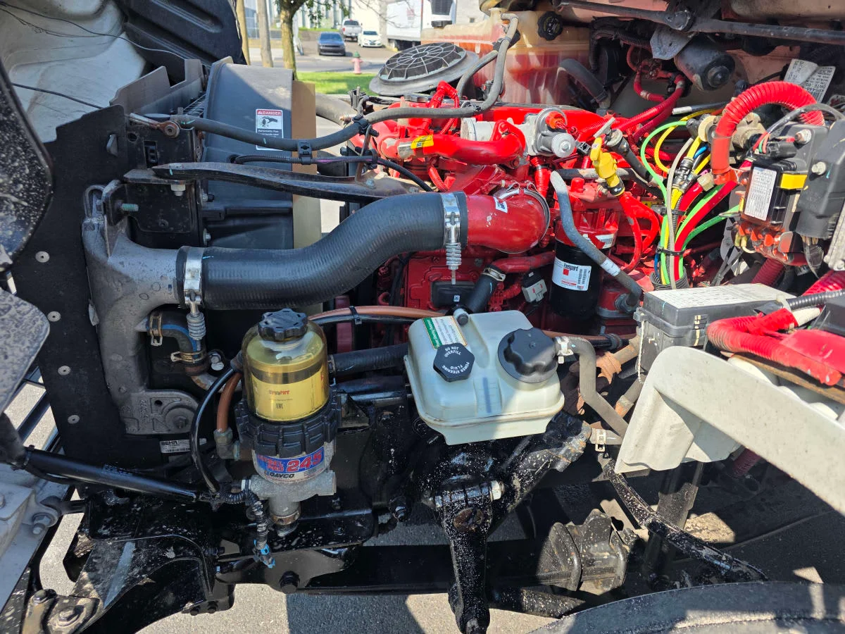 2019 Freightliner M2 106 in Bensalem, PA — photo 9