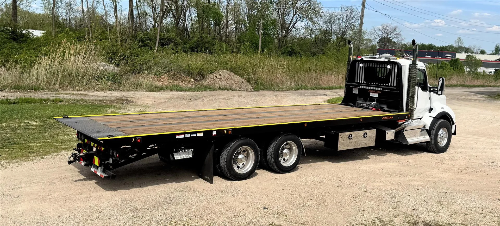 2025 Kenworth T880 in London, OH — photo 26