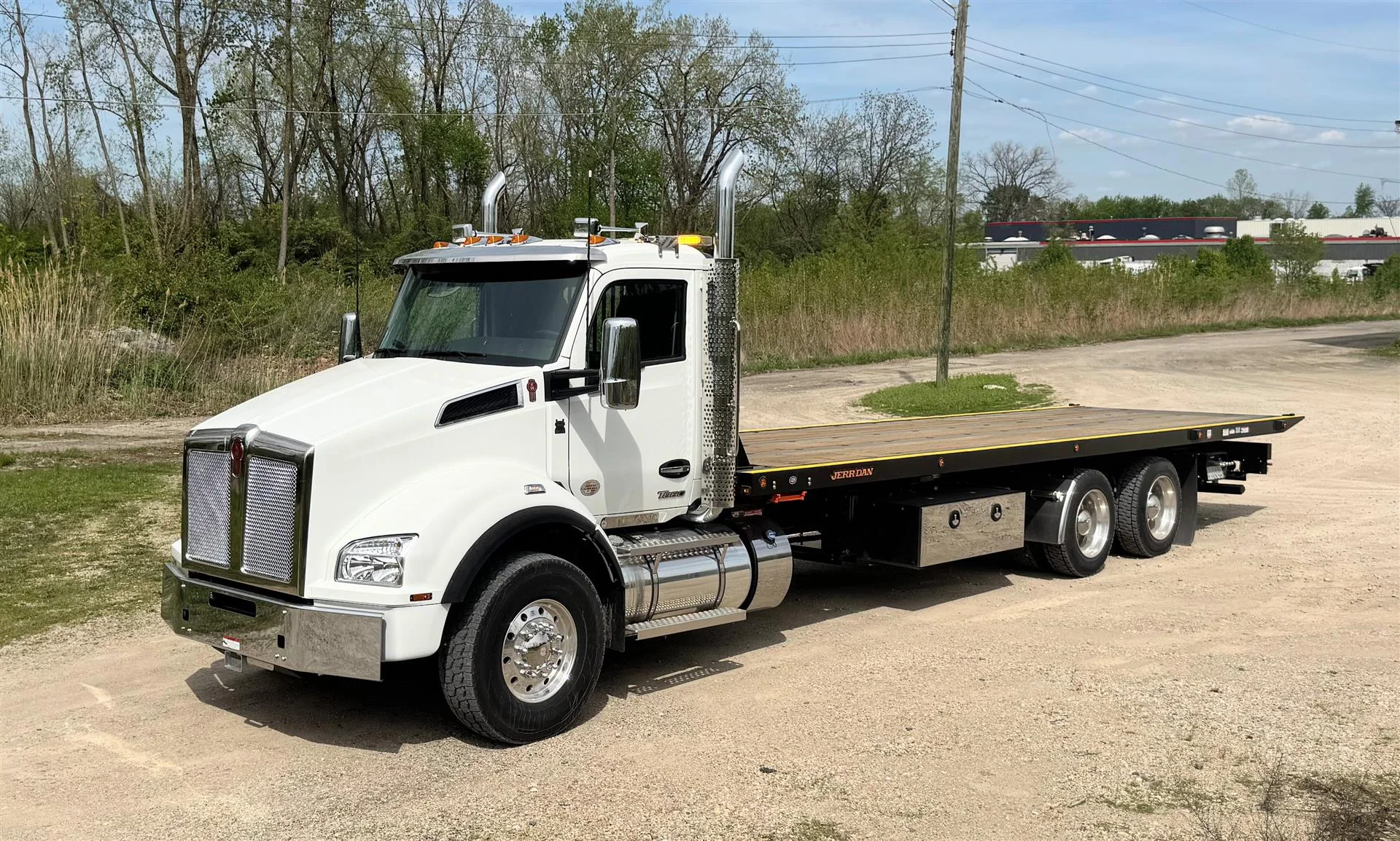 2025 Kenworth T880 in London, OH — photo 9