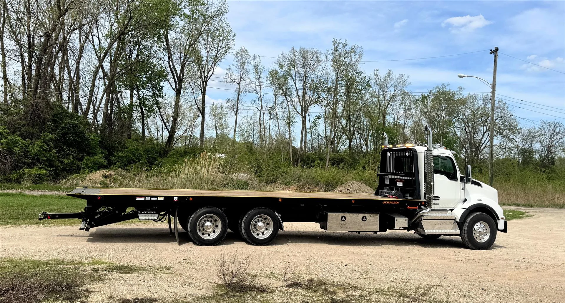 2025 Kenworth T880 in London, OH — photo 15
