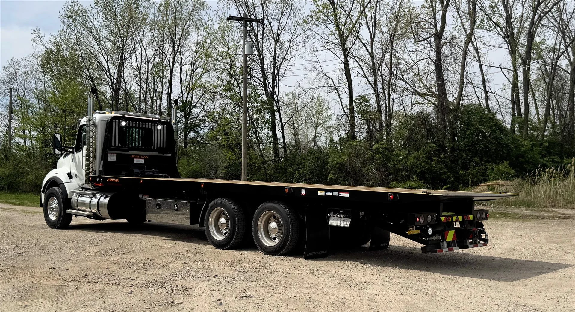 2025 Kenworth T880 in London, OH — photo 13