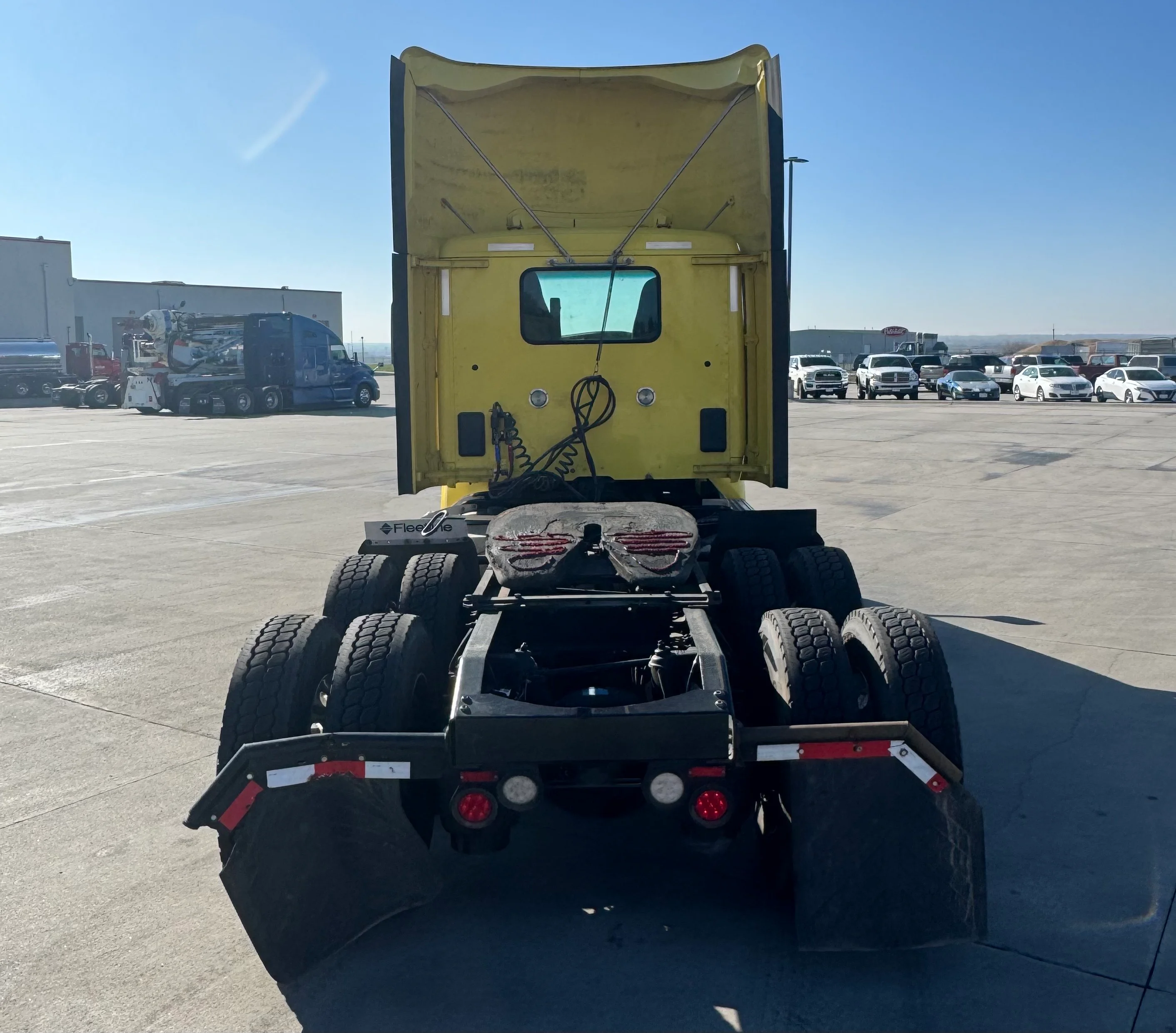 2021 Peterbilt 579 in City — photo 4