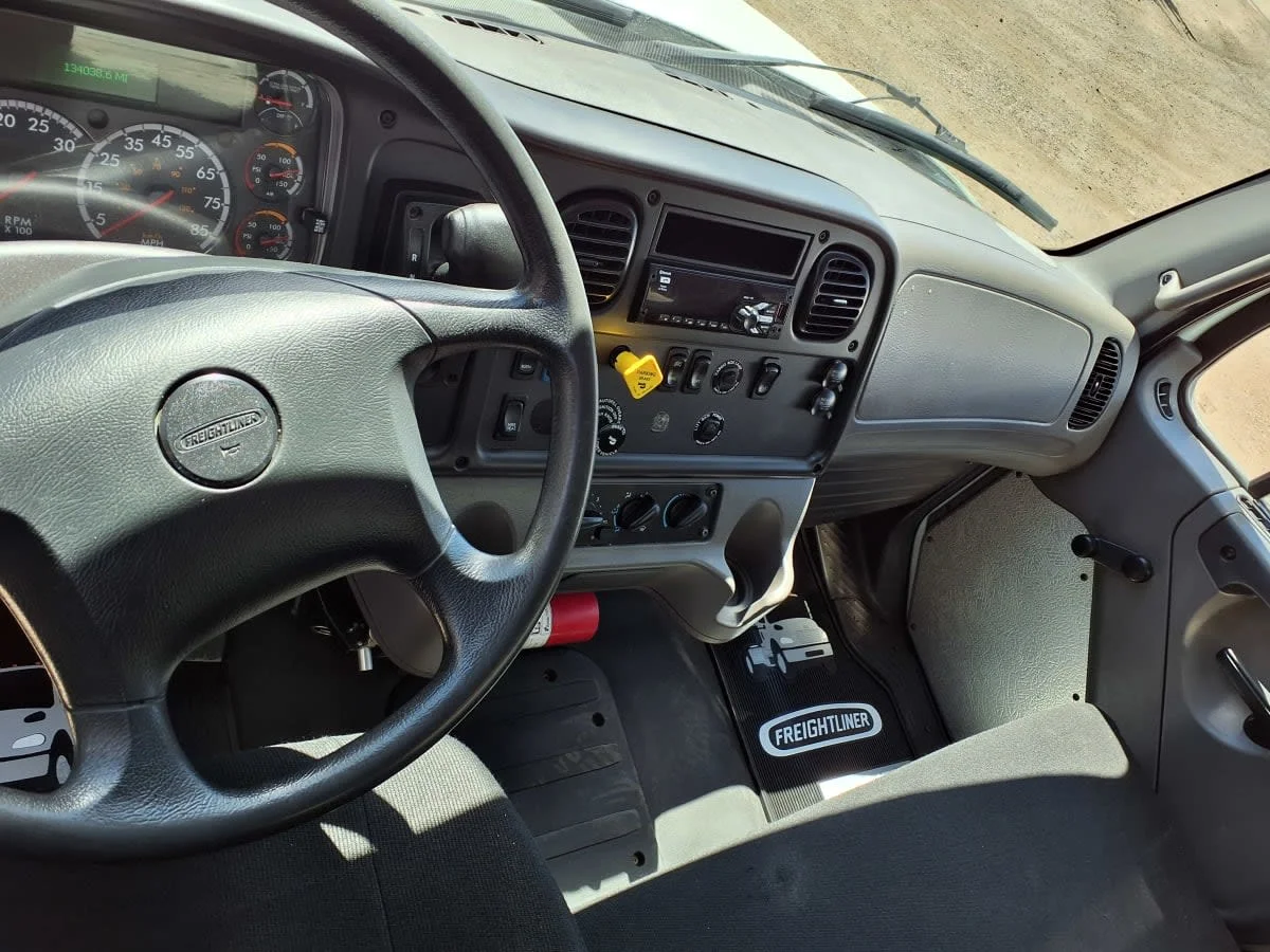 2019 Freightliner M2 106 in Commerce City, CO — photo 7