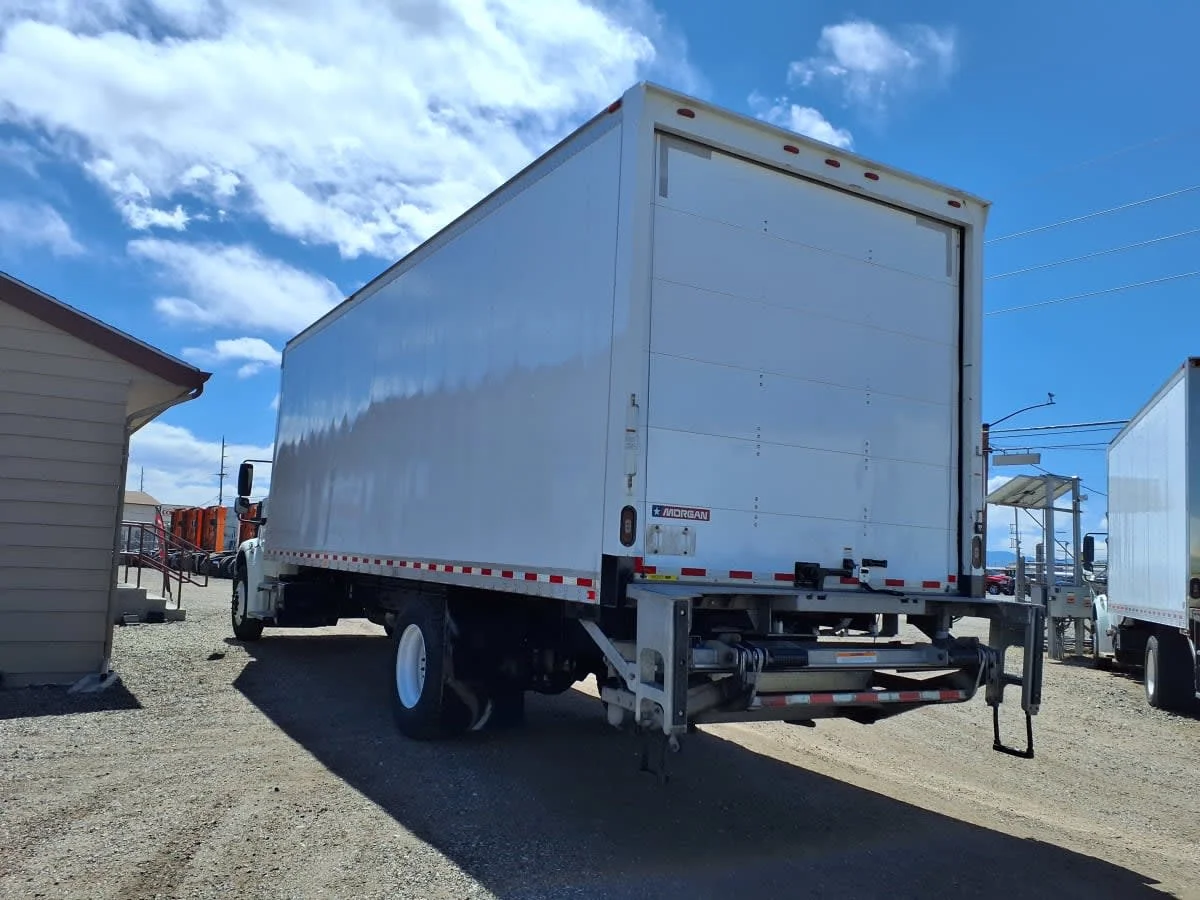 2019 Freightliner M2 106 in Commerce City, CO — photo 4