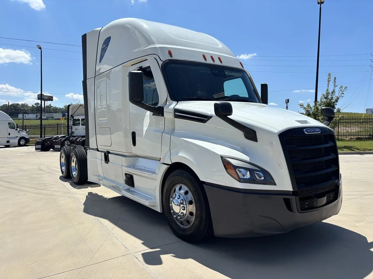 2022 Freightliner Cascadia