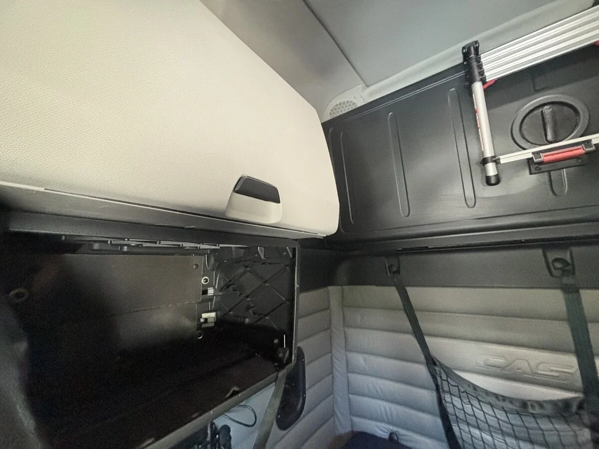 2022 Freightliner Cascadia — photo 38