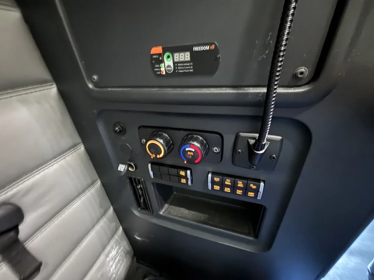 2022 Freightliner Cascadia — photo 43