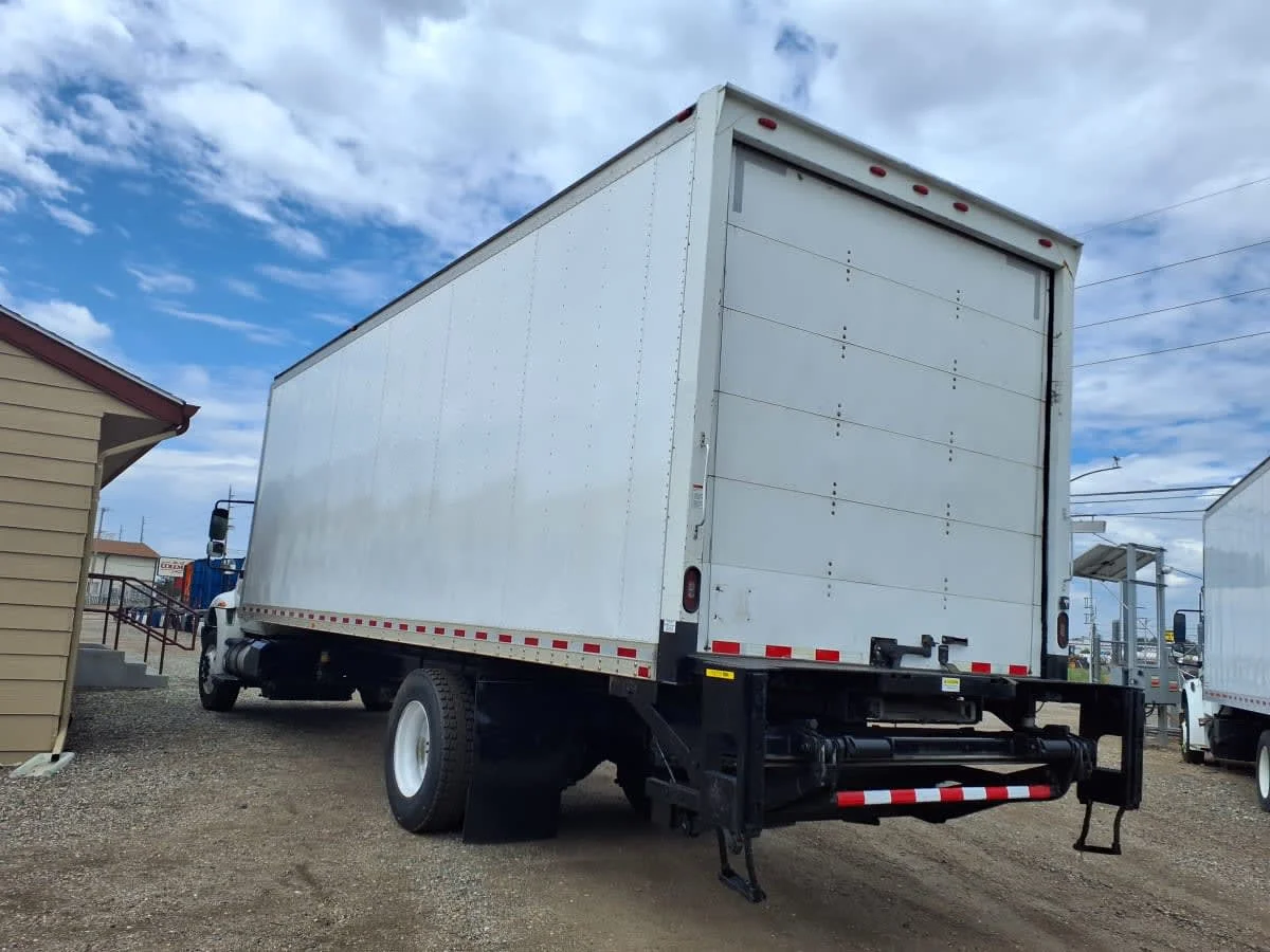 2018 International 4300 in Commerce City, CO — photo 6