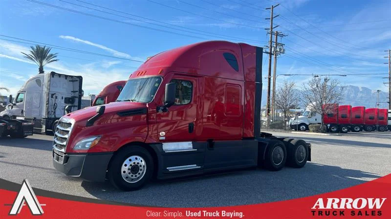 2022 Freightliner Cascadia in Fontana, CA