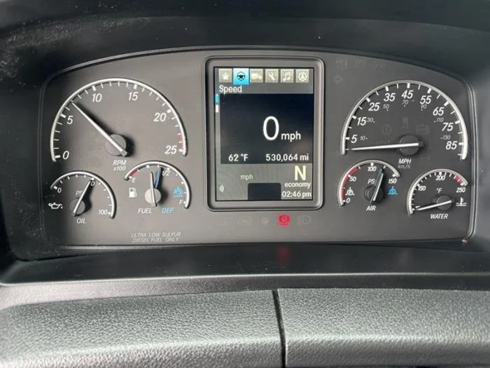 2023 Freightliner Cascadia - image 19