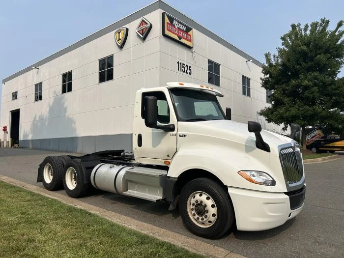 2024 International LT — photo 2